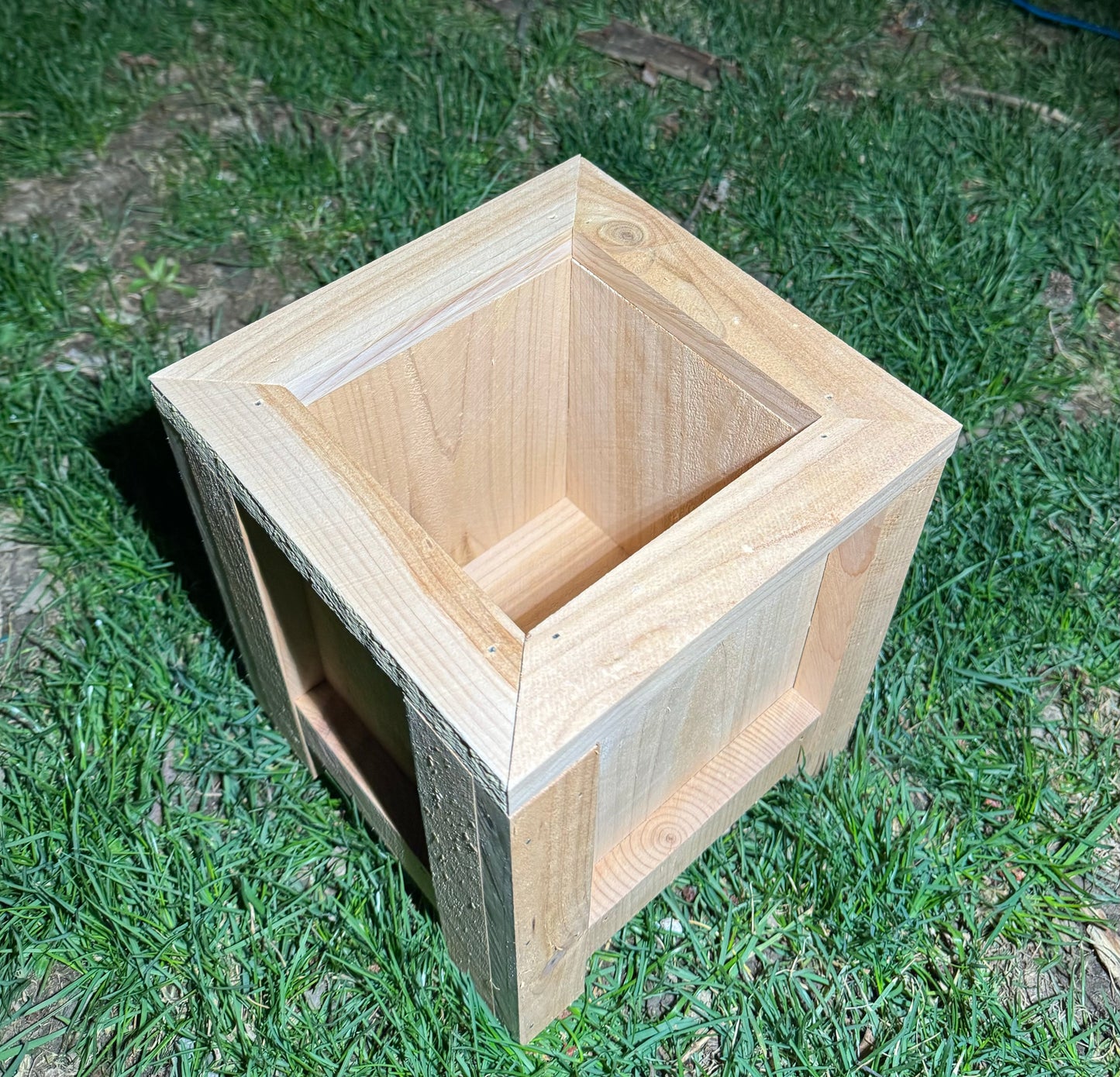 Table top planter