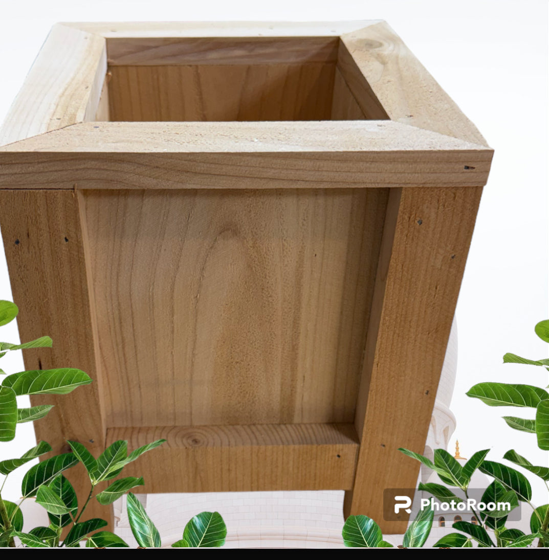 Table top planter